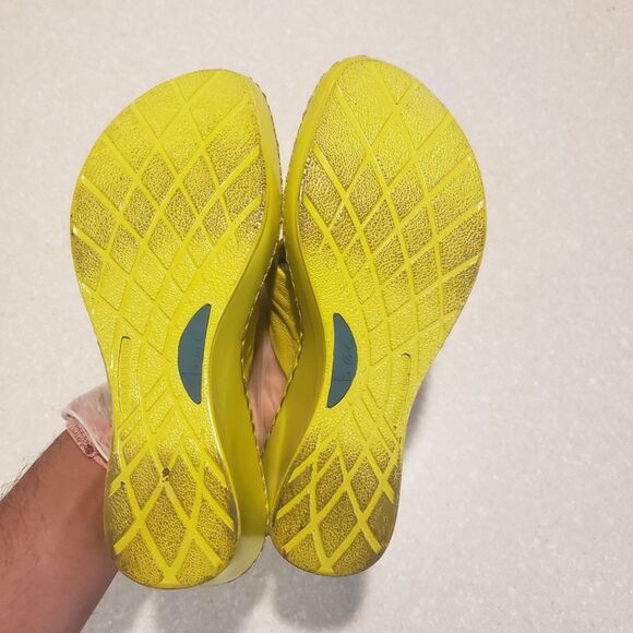 BORN B.O.C LEATHER SLIDES SLIP ON DRESS SANDALS SHOES Yellow WOMENS 7 - Picture 4 of 9